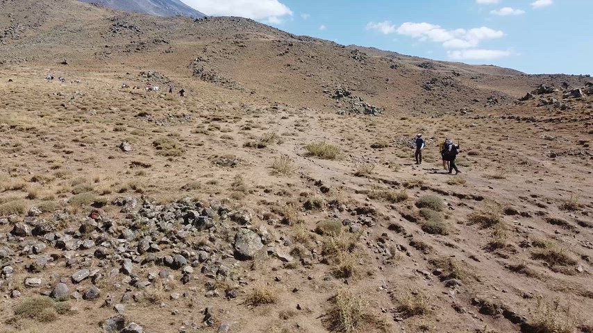 Ağrı Dağı tırmanışı, Mount Ararat Expedition, katırlarla kamp ekipmanı, zirve yürüyüşü