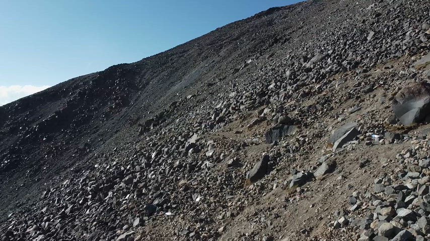 Volkanik yamaç, Ağrı Dağı zirvesi,