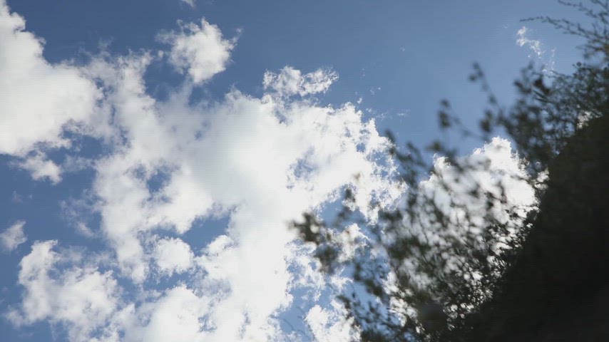 mavi gökyüzü videosu, hareket eden bulutlar, doğal gökyüzü görüntüsü, bulut time lapse, hava durumu stok videosu