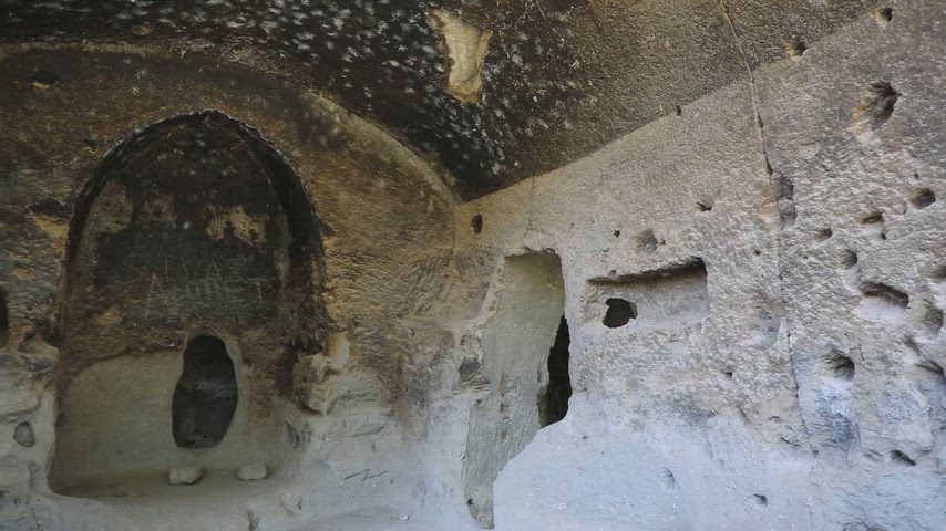 Madavans mağaraları, kaya oyma evler, Ahlat tarihi mağaraları, Bitlis kültürel mirası