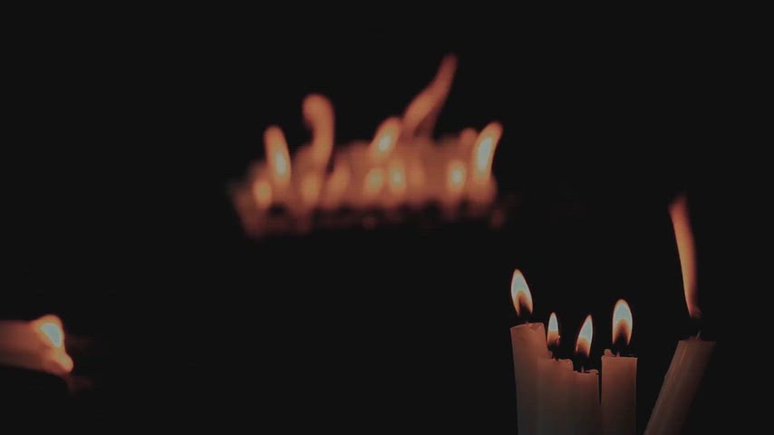 Ana Fatma Munzur Vadisi yanan mumlar Alevi inancı ziyaret kutsal mekan manevi atmosfer