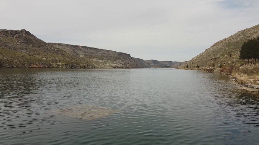 Eğil Baraj Gölü kayalık vadiler panoramik havadan görünüm