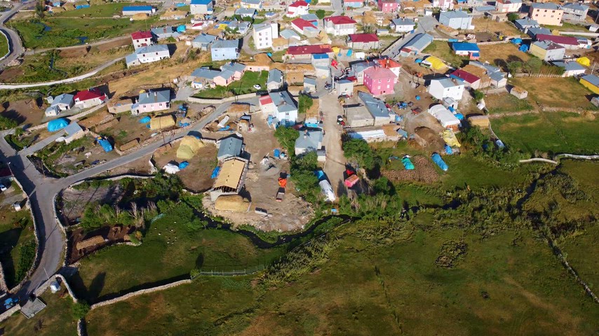 Kars Arpaçay Karakale köyü drone görüntüsü, kırsal yerleşim, tarım alanları ve köy yaşamı