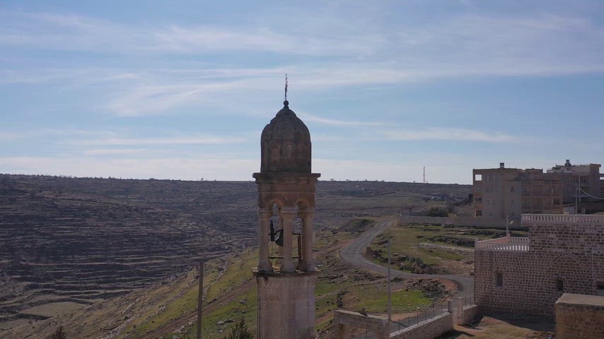 Mardin Midyat Aynverd Köyü taş minare tarihi taş mimari