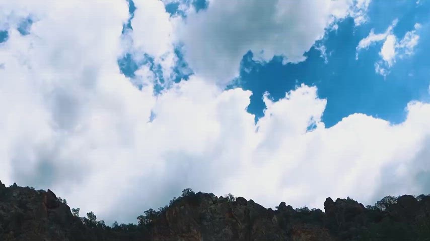 kayalık dağlar, bulutlu gökyüzü, dağ manzarası, doğal peyzaj, doğa, dağlık arazi, bulutlar